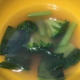 小松菜とブロッコリーの味噌汁